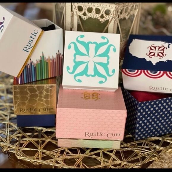 Rustic Cuff Gold and Silver 'Thankful' Beaded Bracelet - Picture 5 of 5